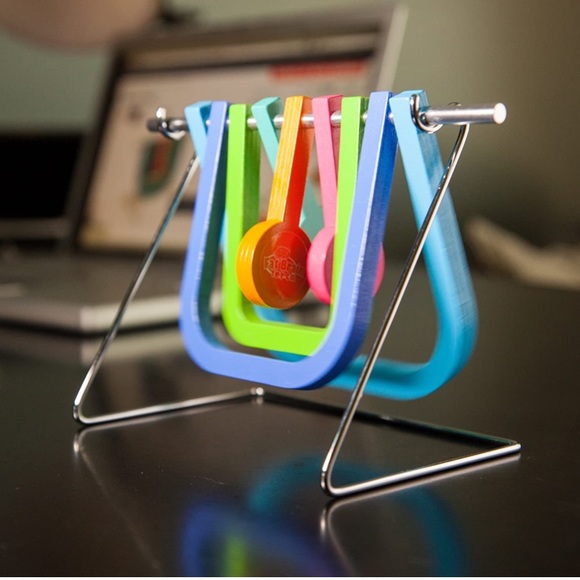 VEUC Wooden Swingy Thing - Picture 16 of 16